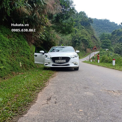 dich vu cho thue xe mazda 3 co lai tai bac kan 3
