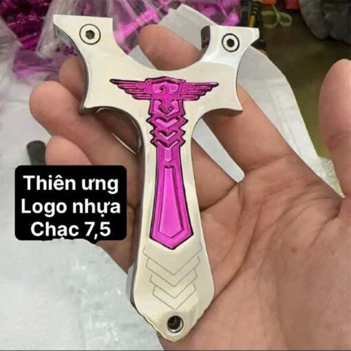 thien ung lo go nhua